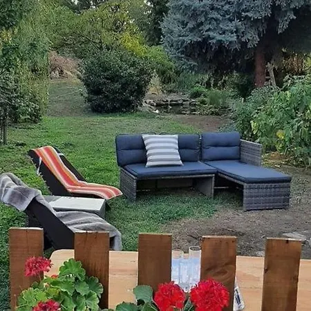 Norbi Vendeghaz Apartmán *