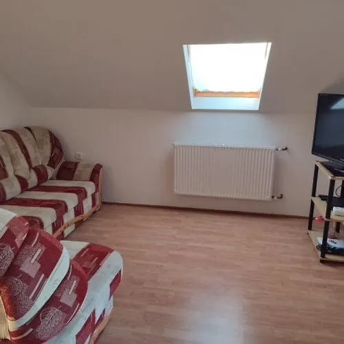 Norbi Vendeghaz 公寓 巴拉顿扎佐